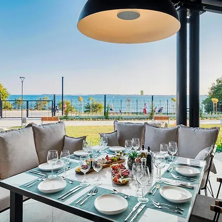 Voya Hotel