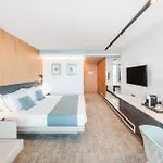 Hotel Voya