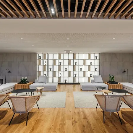 Hotel Voya