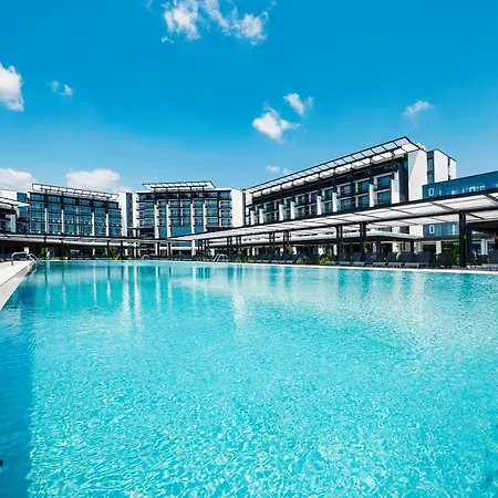 Voya Hotel