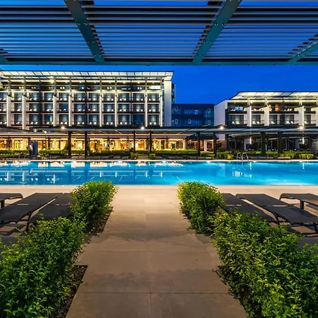 Voya Hotel