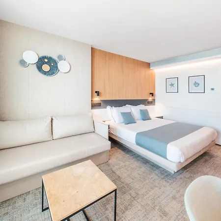 Voya Hotell