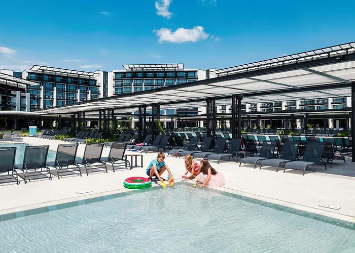 Ξενοδοχείο Voya 5*